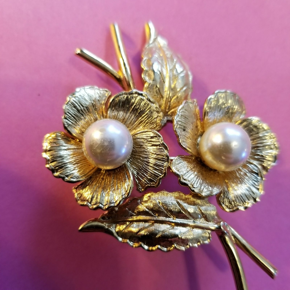 Relisted- -vintage Allison Reed brooch flowers gold tone pin - Picture 4 of 7